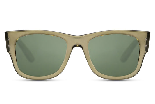 Een opvallende zonnebril die zorgt voor een sportieve en moderne look.